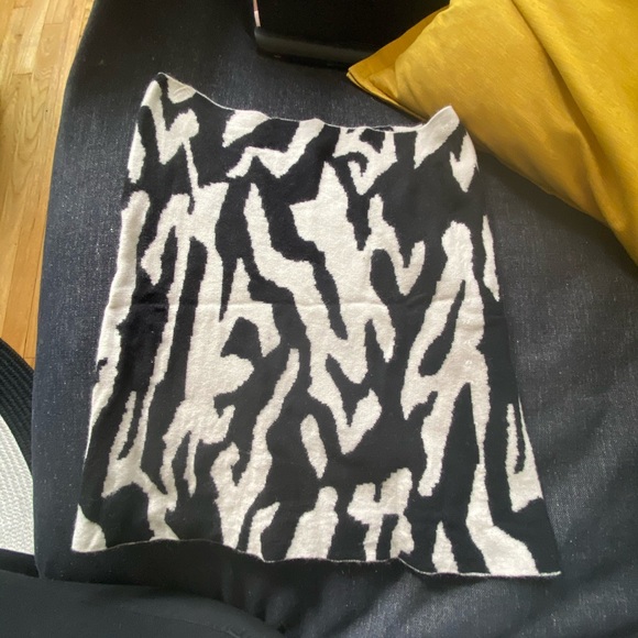 Sandro Patterned wool- Blend snood - Picture 6 of 7